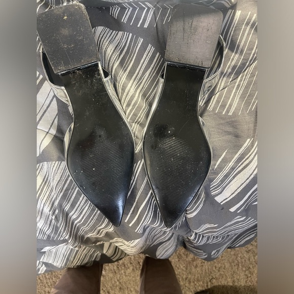 Matching purse and shoes from express size 8 - Picture 2 of 4